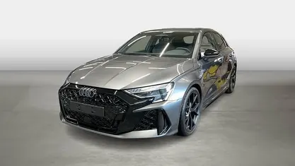 Gebraucht Audi RS3 Ambiente 400 PS (294 kW) 2025 Limousine