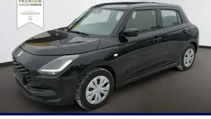 Begagnad Suzuki Swift Club 83 HK (61 kW) 2024 Svart Sedan