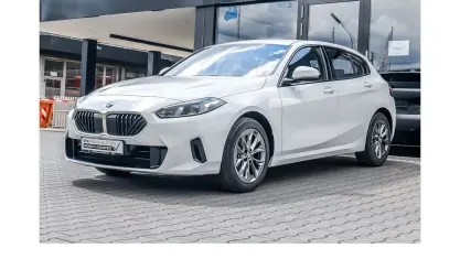 Gebraucht BMW 120 Efficient Dynamics 150 PS (110 kW) 2025 Weiß Kleinwagen