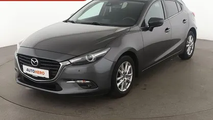Grau Gebraucht 2018 Mazda 3 Exclusive-Line Limousine | 16.170 € (Fairer Preis)