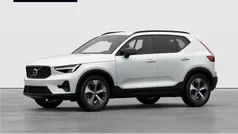 Crystal white Gebraucht 2025 Volvo XC40 Plus SUV | 37.990 € (Fairer Preis)
