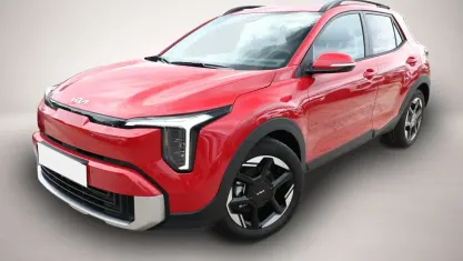 Neu Kia Stonic 114 PS (83 kW) 2026 Rot SUV
