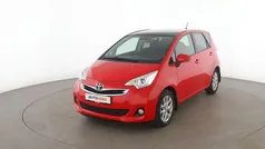 Rot Gebraucht 2014 Toyota Verso-S Club Van / Kleinbus | 10.770 € (Fairer Preis)