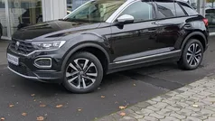 Schwarz, deep black Gebraucht 2020 VW T-Roc SUV | 21.250 € (Fairer Preis)
