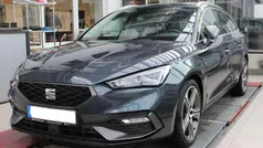 Grau ("magnetic tech") grau (stoff) Gebraucht 2022 Seat Leon FR Kombi | 21.990 € (Fairer Preis)