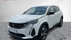 Weiß Gebraucht 2022 Peugeot 3008 Allure SUV | 25.990 € (Fairer Preis)