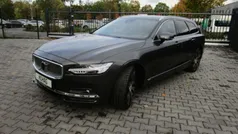 Platinum grey metallic / metal Gebraucht 2023 Volvo V90 Plus Kombi | 45.990 € (Fairer Preis)