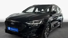 Agate black metallic Gebraucht 2024 Ford Focus ST-Line Kombi | 26.450 € (Guter Preis)