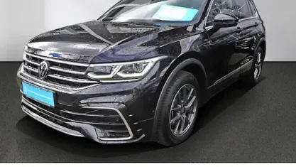 Usata VW Tiguan R-line 190 CV (139 kW) 2023 Nero SUV