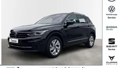 Deep black perleffekt Gebraucht 2024 VW Tiguan Move SUV | 34.458 € (Fairer Preis)