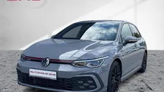 Mondsteingrau (grau) Gebraucht 2021 VW Golf VIII GTI Limousine | 26.950 € (Fairer Preis)