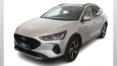 Silber Gebraucht 2023 Ford Focus Active X Limousine | 25.480 € (Fairer Preis)