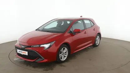Gebraucht Toyota Corolla Comfort 116 PS (85 kW) 2020 Rot Limousine