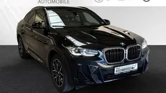 Saphirschwarz metallic Gebraucht 2024 BMW X4 Performance SUV | 59.799 € (Guter Preis)