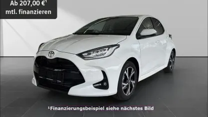 Neu Toyota Yaris Hybrid Comfort 116 PS (85 kW) 2026 Schneeweiß Kleinwagen