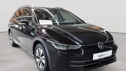 Gebraucht VW Golf VIII Goal 116 PS (85 kW) 2024 Grenadillschwarz metallic Kombi