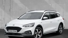 Weiß Gebraucht 2021 Ford Focus Active Limousine | 18.400 € (Guter Preis)