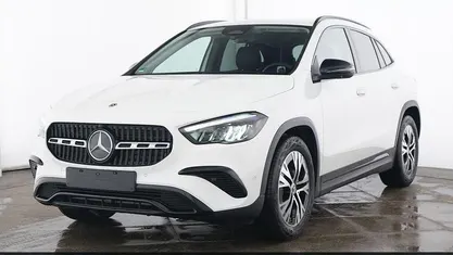 Gebraucht Mercedes GLA220 Progressive 190 PS (139 kW) 2024 SUV
