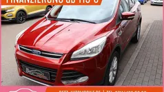 Rot (rubyrot (metallic)) Gebraucht 2015 Ford Kuga Titanium SUV | 11.490 € (Guter Preis)