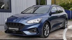 Blau Gebraucht 2020 Ford Focus ST-Line Kombi | 17.390 € (Fairer Preis)