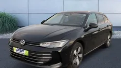 Schwarz Gebraucht 2024 VW Passat Business Kombi | 34.950 € (Fairer Preis)