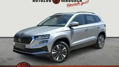 Neu Skoda Karoq Selection 150 PS (110 kW) 2026 Graphitegrau metallic SUV