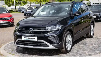 Gebraucht VW T-Cross Life 116 PS (85 kW) 2025 Schwarz SUV