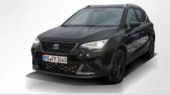 Mitternachtsschwarz Gebraucht 2024 Seat Arona FR SUV | 21.890 € (Fairer Preis)