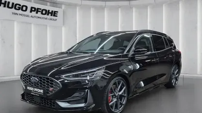 Gebraucht Ford Focus ST 280 PS (205 kW) 2025 Obsidian schwarz metallic Kombi