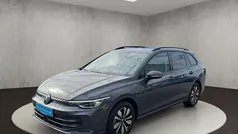 Delfingrau metallic Gebraucht 2024 VW Golf VIII Life Kombi | 26.900 € (Fairer Preis)