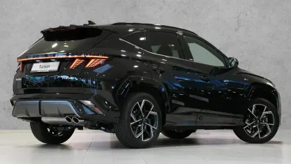 Neu Hyundai Tucson N Line 150 PS (110 kW) 2026 Abyss black SUV