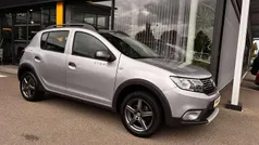 Grau Gebraucht 2020 Dacia Sandero Prestige Kleinwagen | 11.800 € (Fairer Preis)