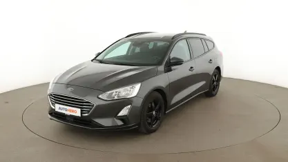Gebraucht Ford Focus Trend 125 PS (91 kW) 2019 Grau Kombi