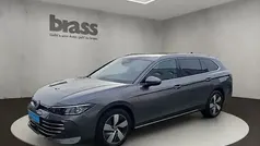 Gebraucht 2024 VW Passat Elegance Kombi | 35.800 € (Guter Preis)