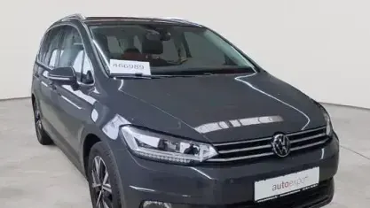 Gebraucht VW Touran Highline 150 PS (110 kW) 2022 Uranograu Van / Kleinbus