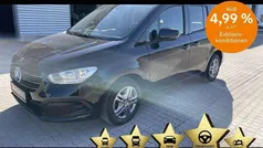 Schwarz Gebraucht 2023 Mercedes T160 Style Van / Kleinbus | 23.480 € (Fairer Preis)
