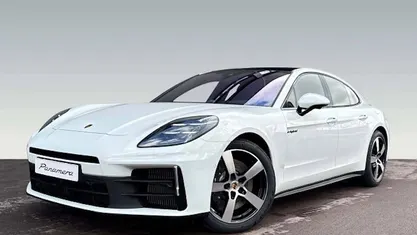 Usata Porsche Panamera 4 470 CV (345 kW) 2025 Bianco Berlina