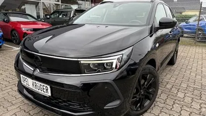 Gebraucht Opel Grandland X GS Line 131 PS (96 kW) 2022 Diamant schwarz/karbon schwarz SUV
