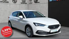 Weiß Gebraucht 2021 Seat Leon Style Limousine | 17.970 € (Fairer Preis)