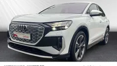 Gletscherweiß metallic Gebraucht 2022 Audi Q4 Sportback e-tron S-Line SUV | 36.864 € (Fairer Preis)