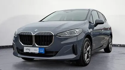 Gebraucht BMW 220 Active Tourer 156 PS (114 kW) 2025 Van / Kleinbus