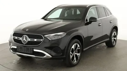 Gebraucht Mercedes GLC300e Avantgarde 333 PS (244 kW) 2024 Obsidianschwarz metalliclack SUV