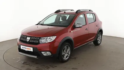 Rot Gebraucht 2019 Dacia Sandero Prestige Limousine | 11.920 € (Fairer Preis)