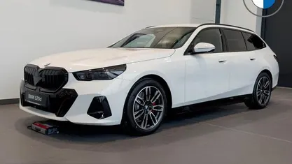 Gebraucht BMW 520 M Sport 197 PS (144 kW) 2026 Kombi