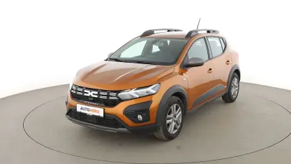 Gebraucht Dacia Sandero Expression 91 PS (66 kW) 2023 Orange Limousine