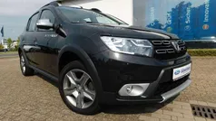 Perlmuttschwarzmetallic Gebraucht 2018 Dacia Sandero Prestige Kleinwagen | 10.990 € (Fairer Preis)