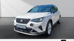 Weiss Gebraucht 2023 Seat Arona FR SUV | 19.890 € (Etwas zu teuer)