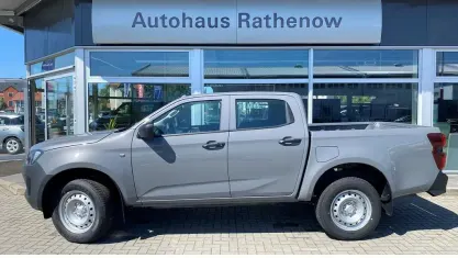 Neu Isuzu D-Max 163 PS (119 kW) 2026 Grau Pickup