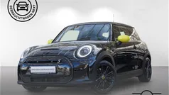Schwarz Gebraucht 2023 Mini Cooper SE Kleinwagen | 21.900 € (Fairer Preis)