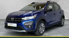 Ironblau Gebraucht 2022 Dacia Sandero Essentiel Kleinwagen | 15.890 € (Fairer Preis)